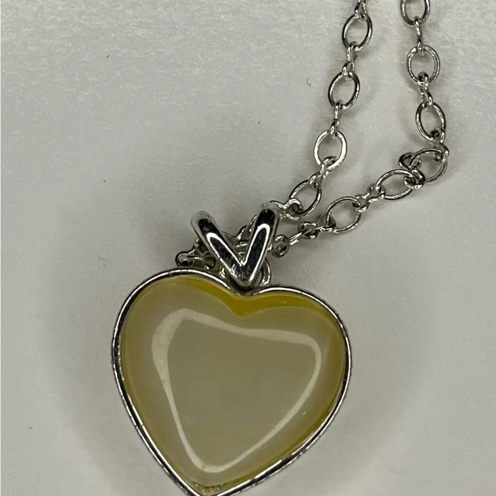 Avon chain has